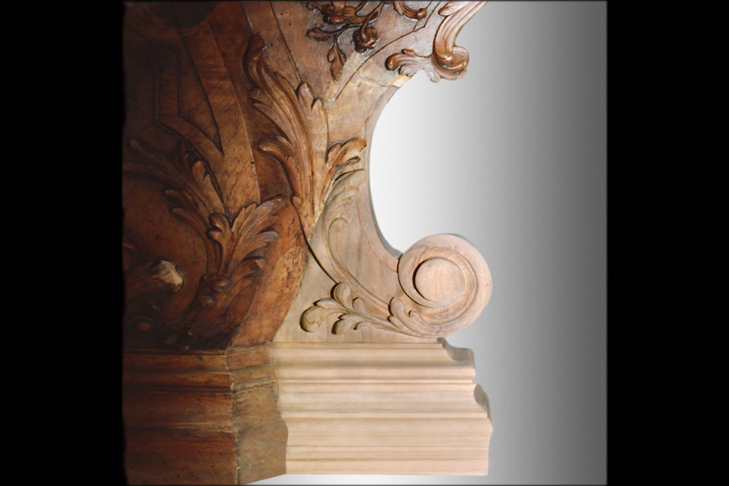 mit Reliefs vom Bildhauer Johann Baptist von StraubErgänzung von fehlenden Profilen, Architekturteilen und bildhauerischen Ornamenten